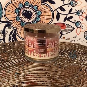 NWT Bath & Body Works “Merry Maple Pancakes” 3-wick candle 2021